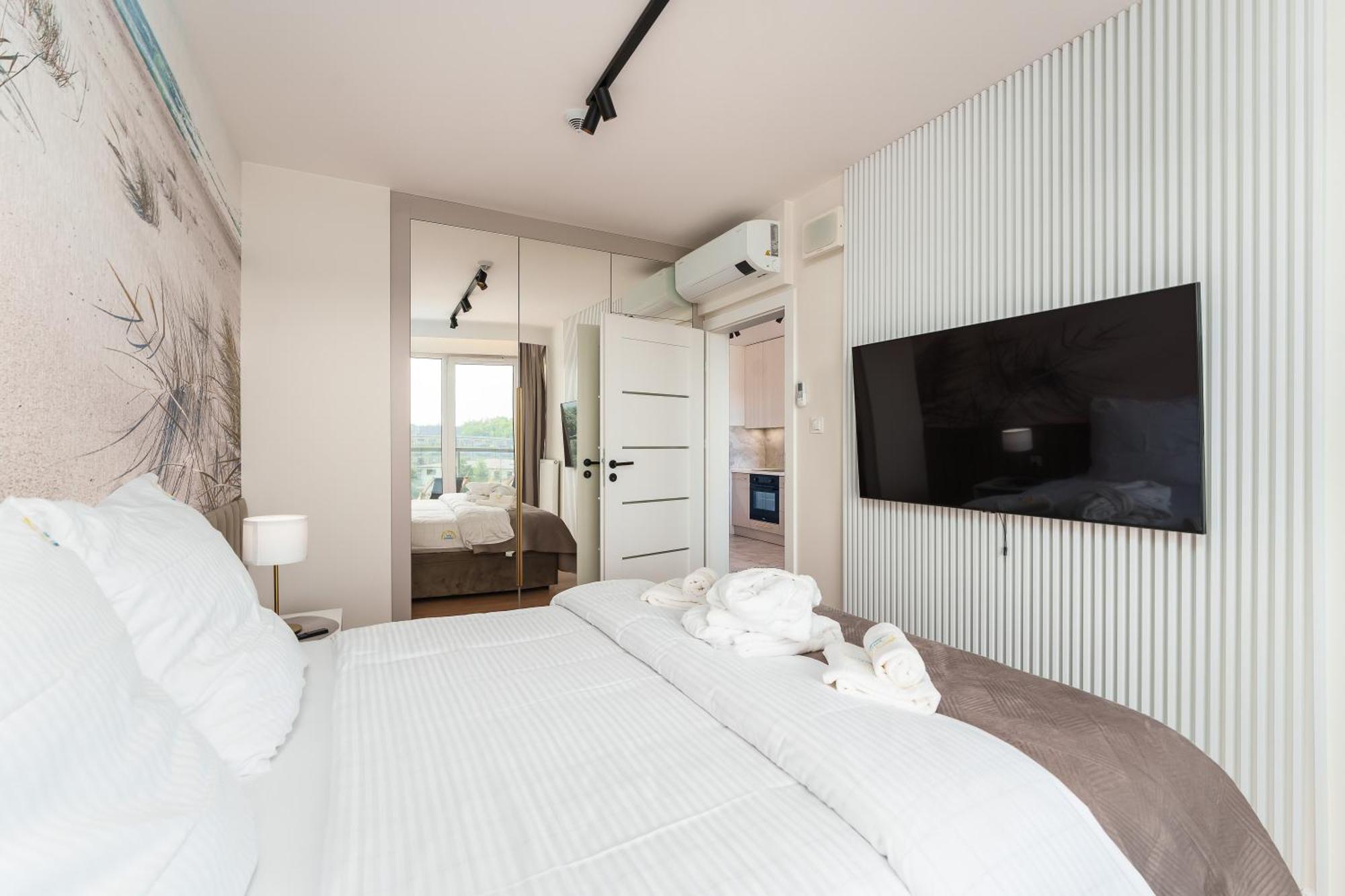 Apartament Delux Kasprowicza 20C Prywatny Parking Basen Sauna Oraz Silownia W Cenie Kolobrzeg Ngoại thất bức ảnh