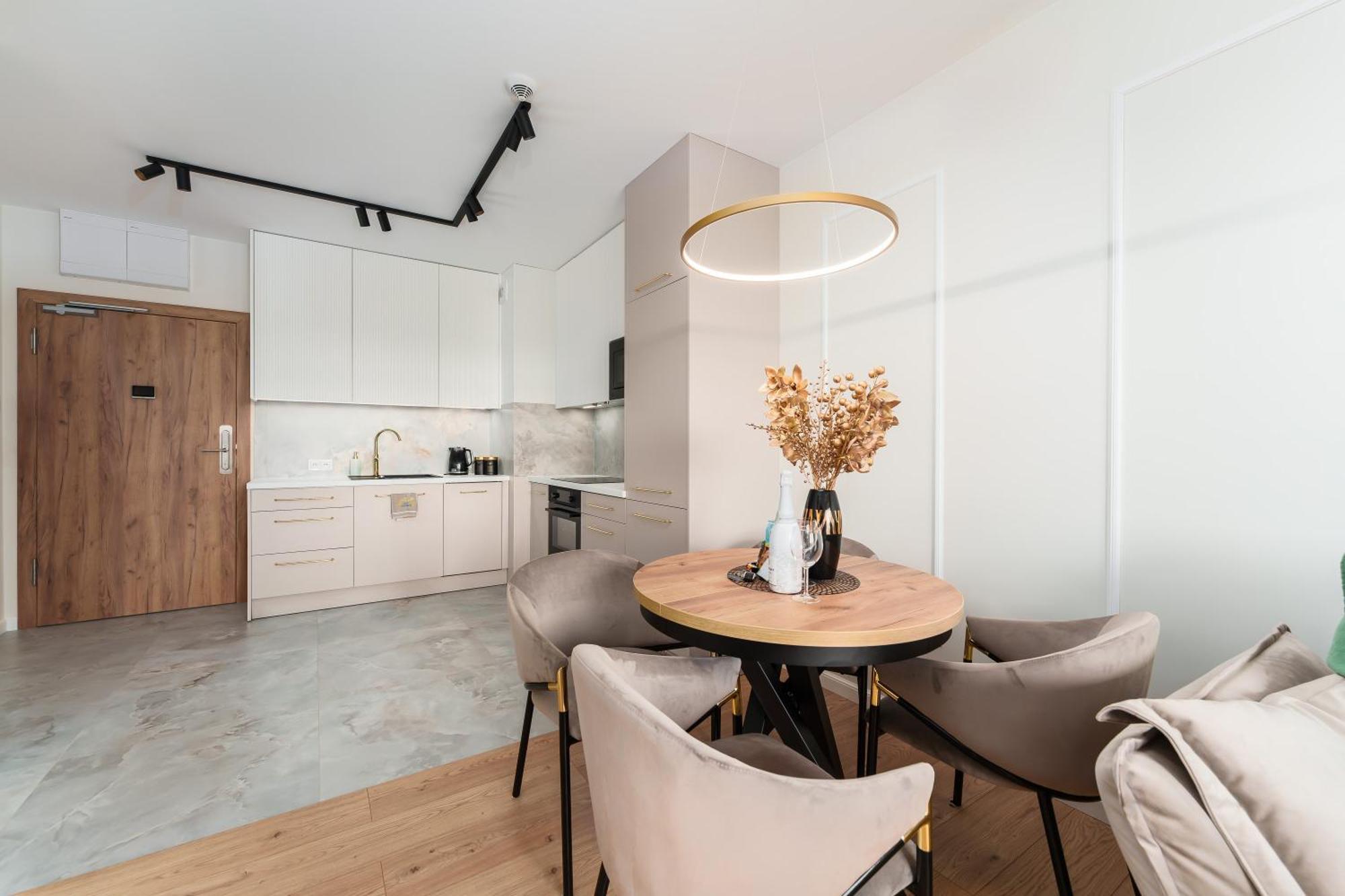 Apartament Delux Kasprowicza 20C Prywatny Parking Basen Sauna Oraz Silownia W Cenie Kolobrzeg Ngoại thất bức ảnh