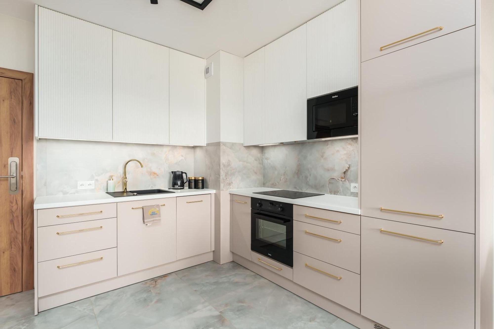 Apartament Delux Kasprowicza 20C Prywatny Parking Basen Sauna Oraz Silownia W Cenie Kolobrzeg Ngoại thất bức ảnh