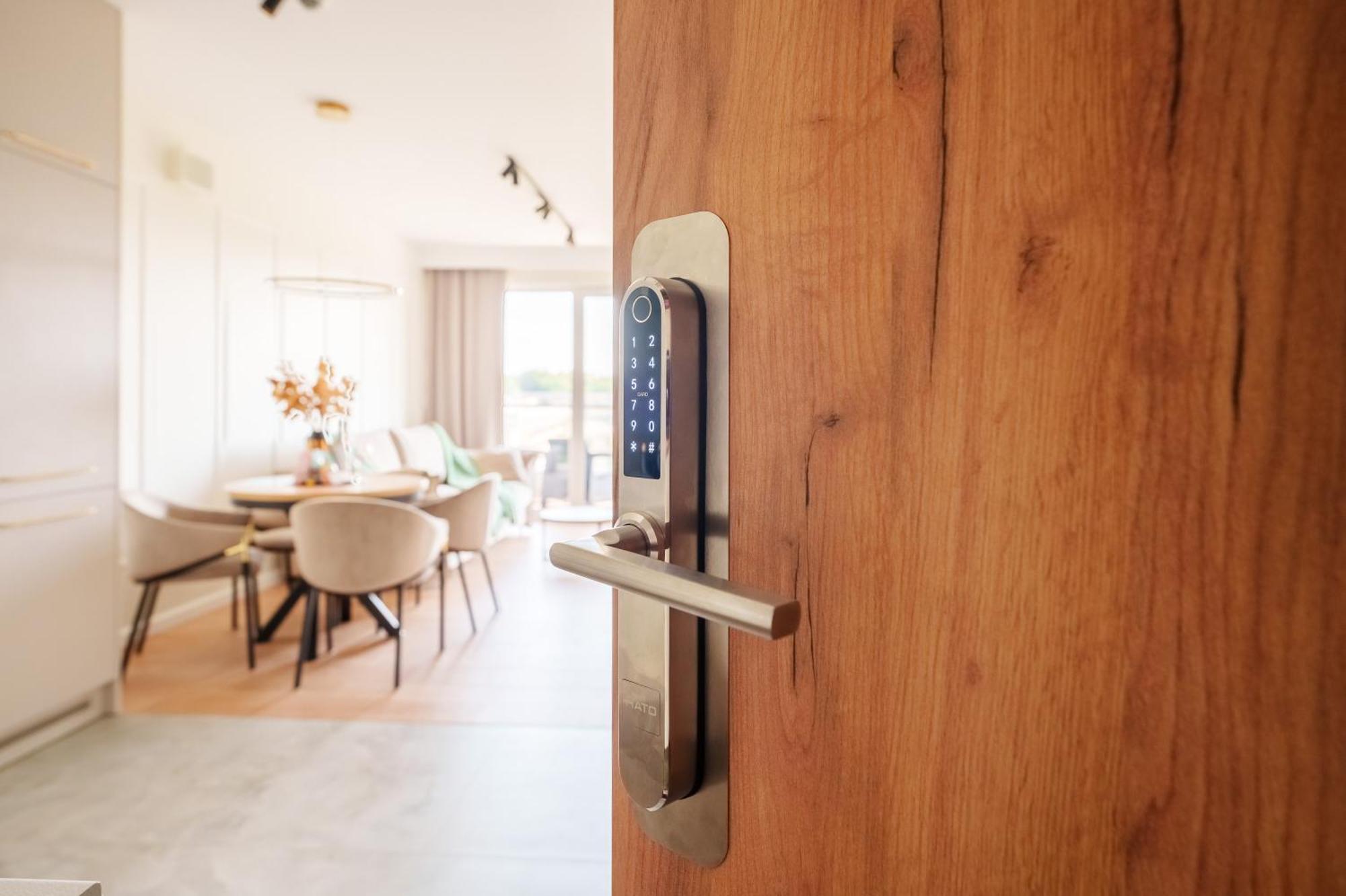 Apartament Delux Kasprowicza 20C Prywatny Parking Basen Sauna Oraz Silownia W Cenie Kolobrzeg Ngoại thất bức ảnh